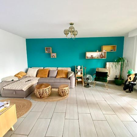 Le Paisible Apartment Decines-Charpieu Exterior photo